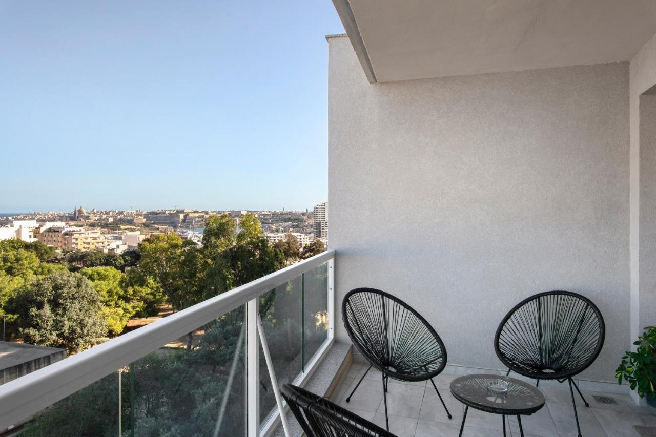 Spacious, Modern & Cosy 2 Bedroom 2 Bathroom Apartment - St. Julians Saint Julian's Eksteriør bilde