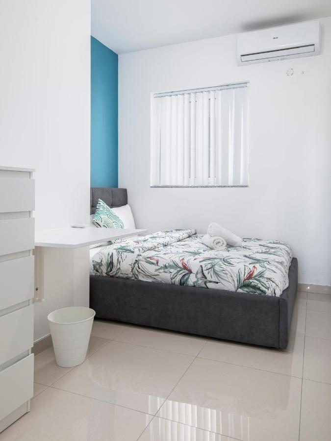 Spacious, Modern & Cosy 2 Bedroom 2 Bathroom Apartment - St. Julians Saint Julian's Eksteriør bilde