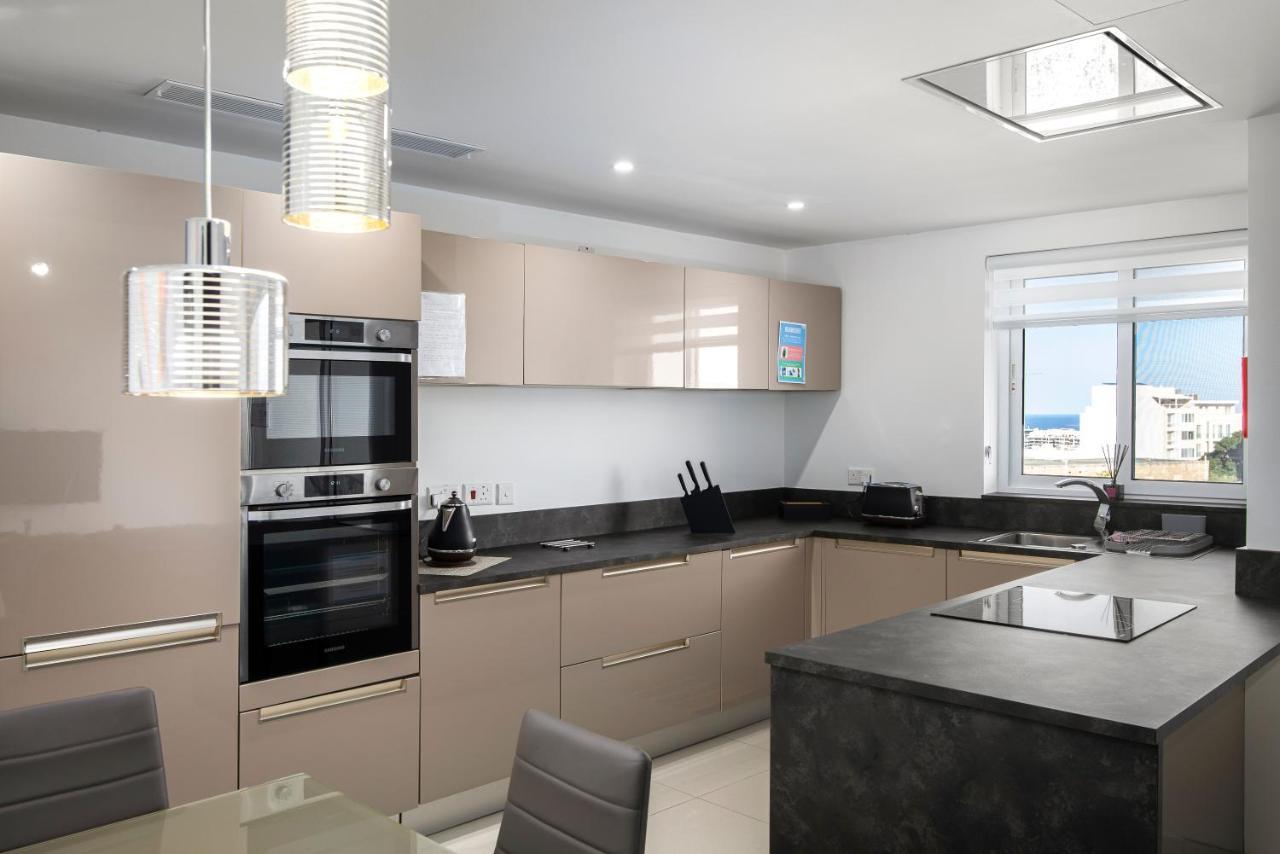 Spacious, Modern & Cosy 2 Bedroom 2 Bathroom Apartment - St. Julians Saint Julian's Eksteriør bilde